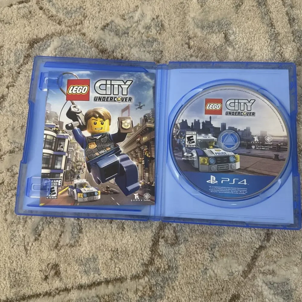 LEGO City Undercover - Sony Playstation PS4 Game CIB